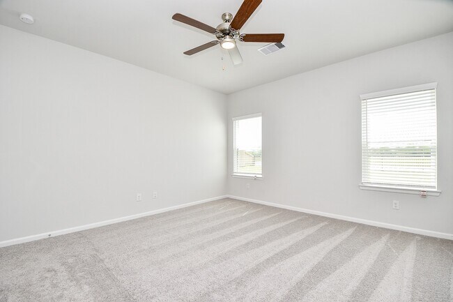 Building Photo - 23303 Happy Mdw Ln