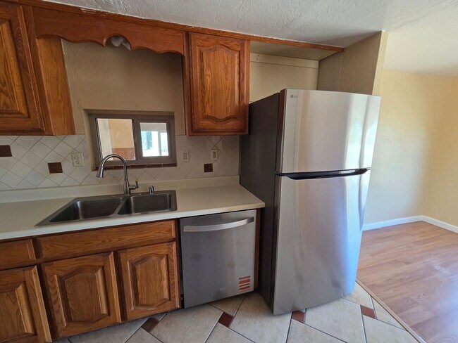 Building Photo - Queen Creek 3 bed / 2 bath on just under 5 Acres! No HOA!