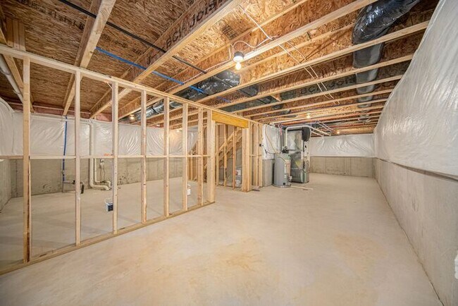 Building Photo - 2142 Farm Valley Rd