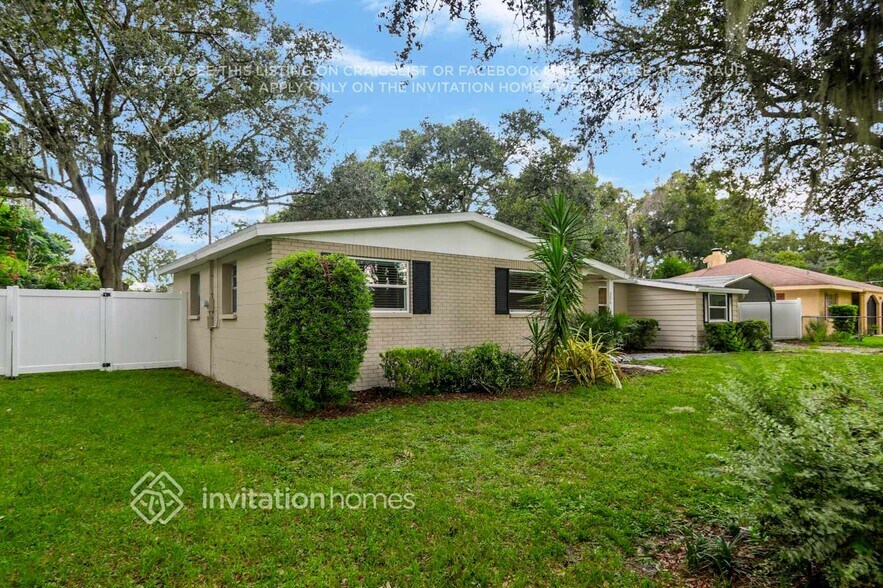 Primary Photo - 306 Amana Ave