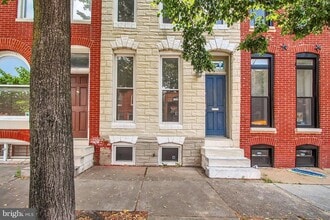 Building Photo - 1029 S Hanover St