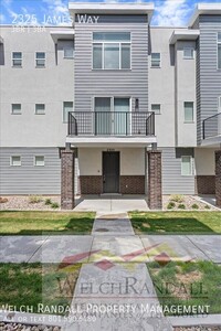 Building Photo - 2325 James Wy