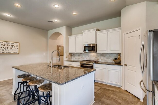 Building Photo - 11705 Pine Mist Ct