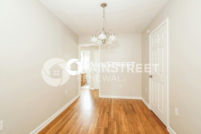 Building Photo - 3 Bedroom Pet-Friendly Home in GREENWOOD, ...