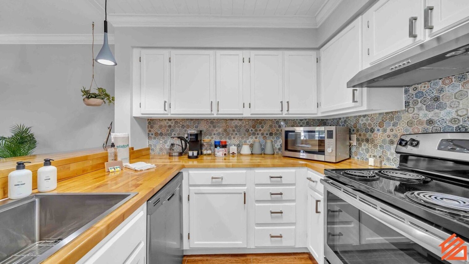 Building Photo - 318 Bream Ave