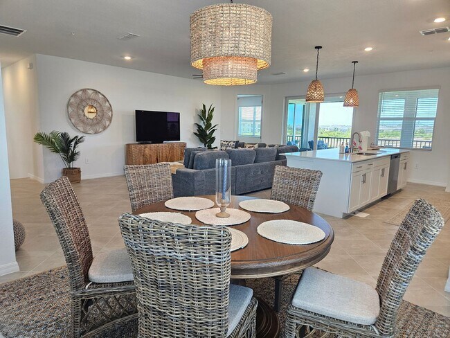 Building Photo - 12665 Radiance Ct