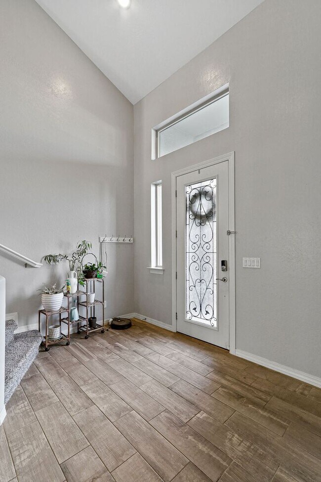 Building Photo - Coming Soon!