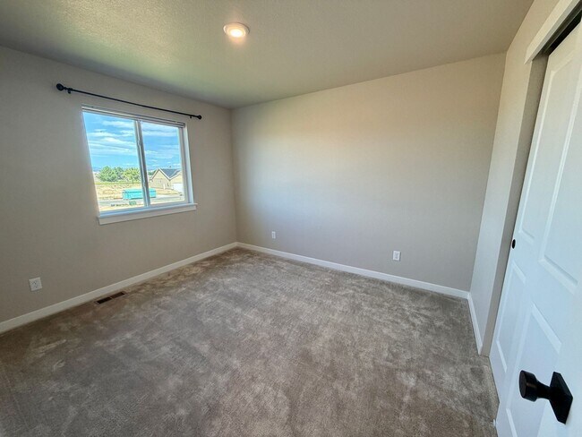 Building Photo - 1219 105th Avenue Ct