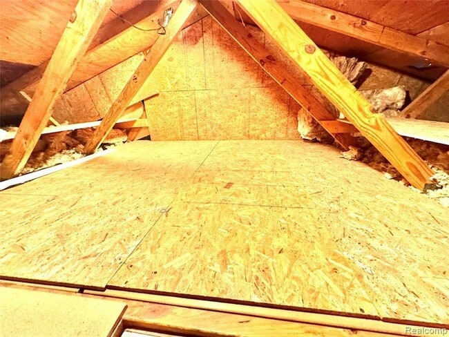 Building Photo - 15568 Dupage Blvd