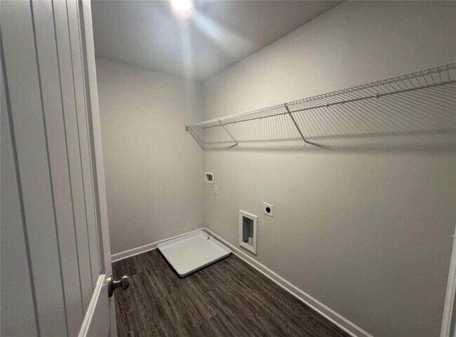 Building Photo - 25 Bush Arbor Pl