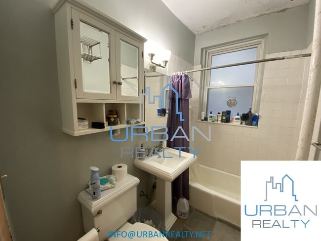 Building Photo - 2039 Commonwealth Ave