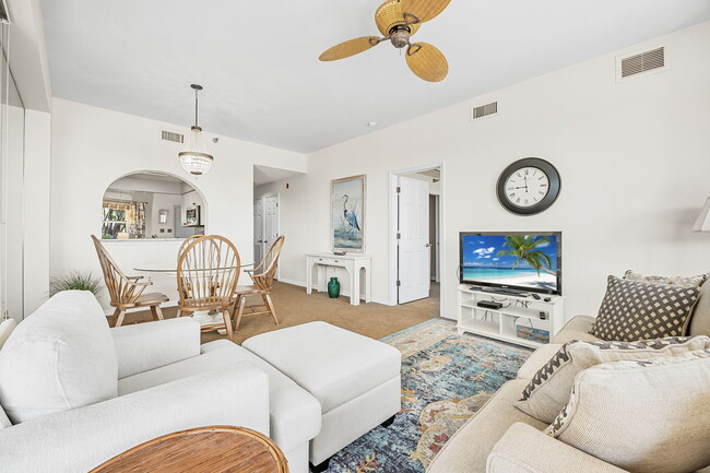 Building Photo - 104 Surfview Dr