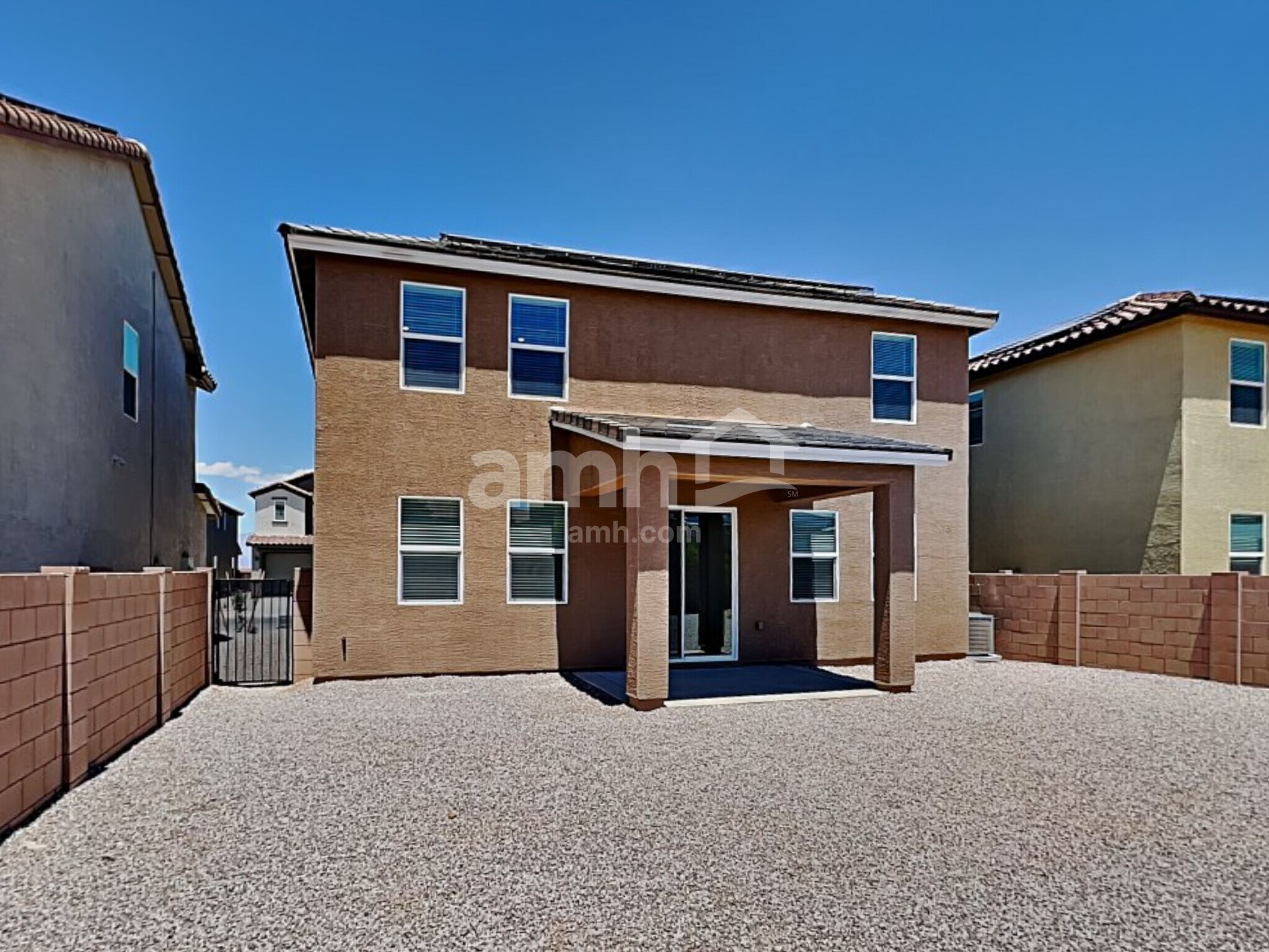 Building Photo - 9644 Harkes Dr