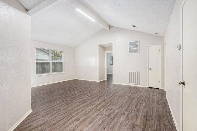 Building Photo - 2203 Crosscoach Ln