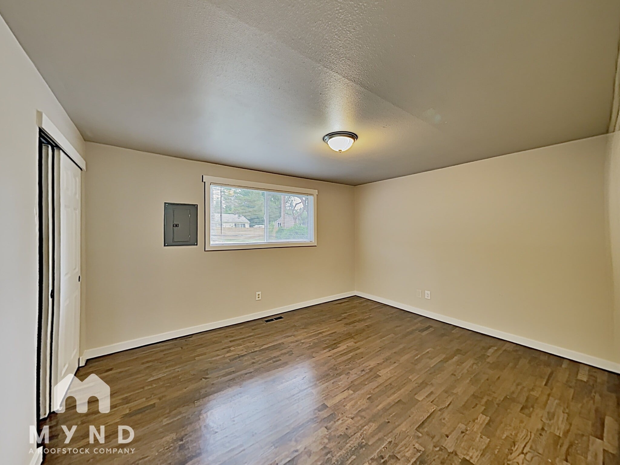 Building Photo - 30548 5th Ave SW