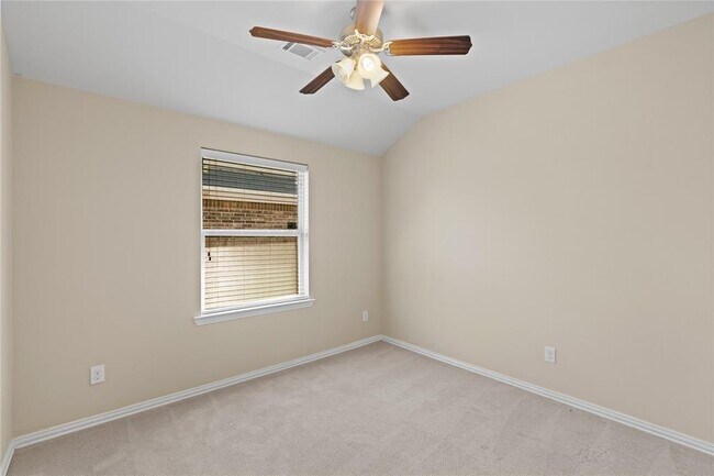 Building Photo - 223 Golden Grain Dr