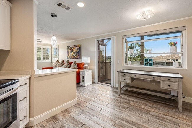 Building Photo - 3577 Paseo De Los Californianos