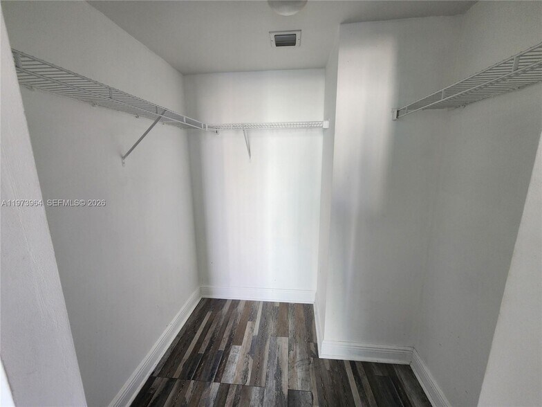 Building Photo - 1250 S Miami Ave