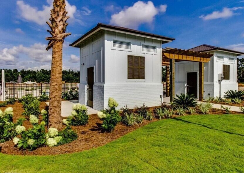 Building Photo - 5852 Callaway Cir