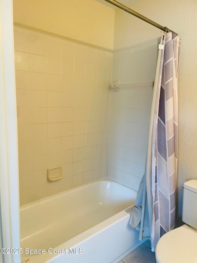Building Photo - 3501 D'Avinci Way