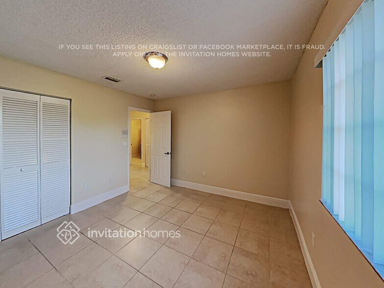 Building Photo - 12354 SW 143rd Ln