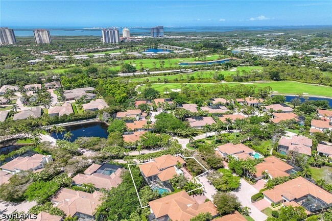 Building Photo - 4661 Via Ravenna