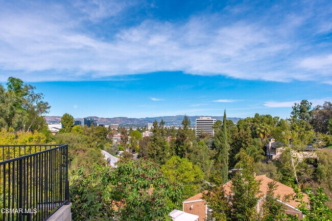 Building Photo - 5076 Escobedo Dr