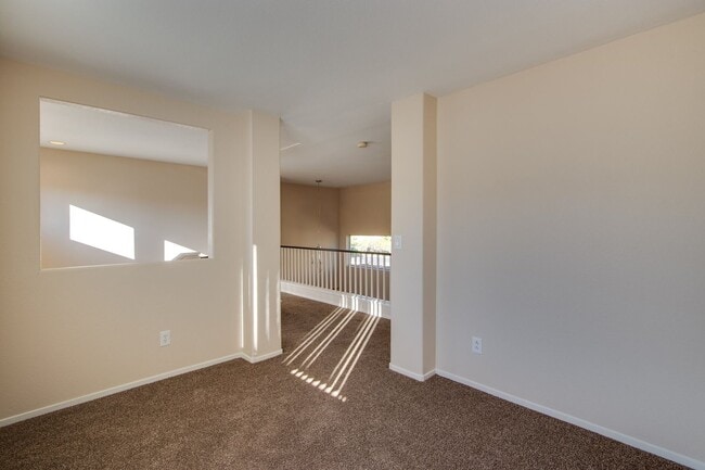 Building Photo - Summerlin west home