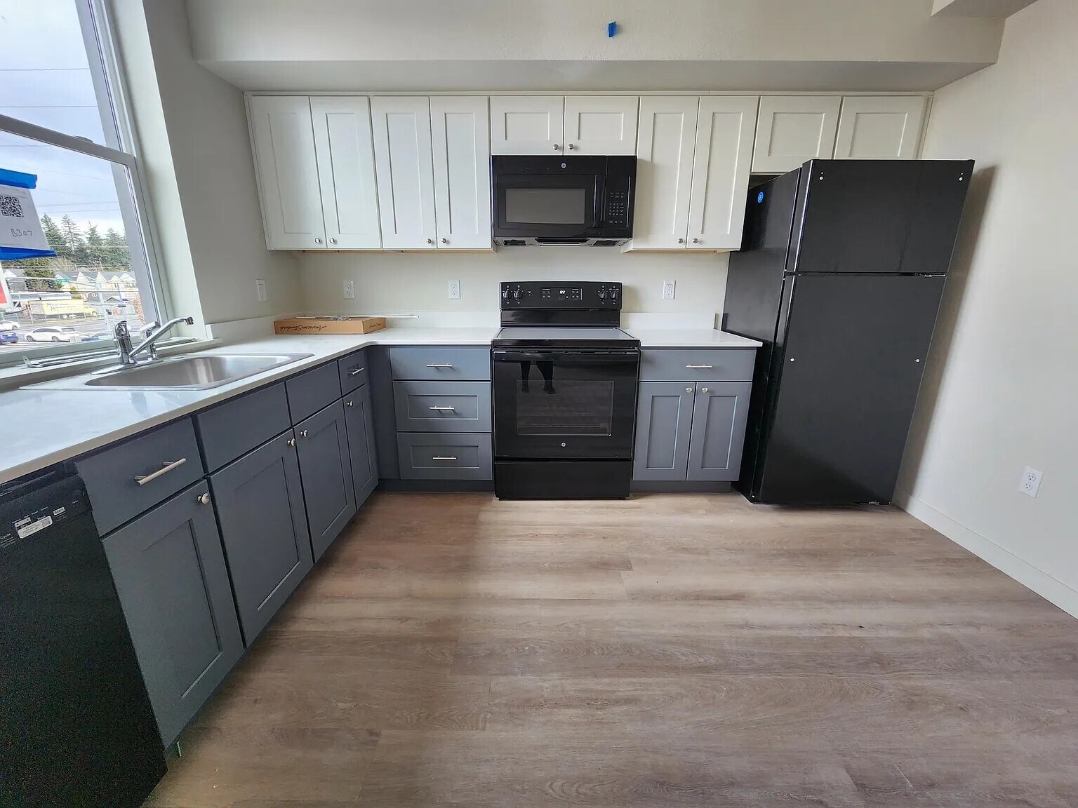 Building Photo - Amanda Courts Apartments