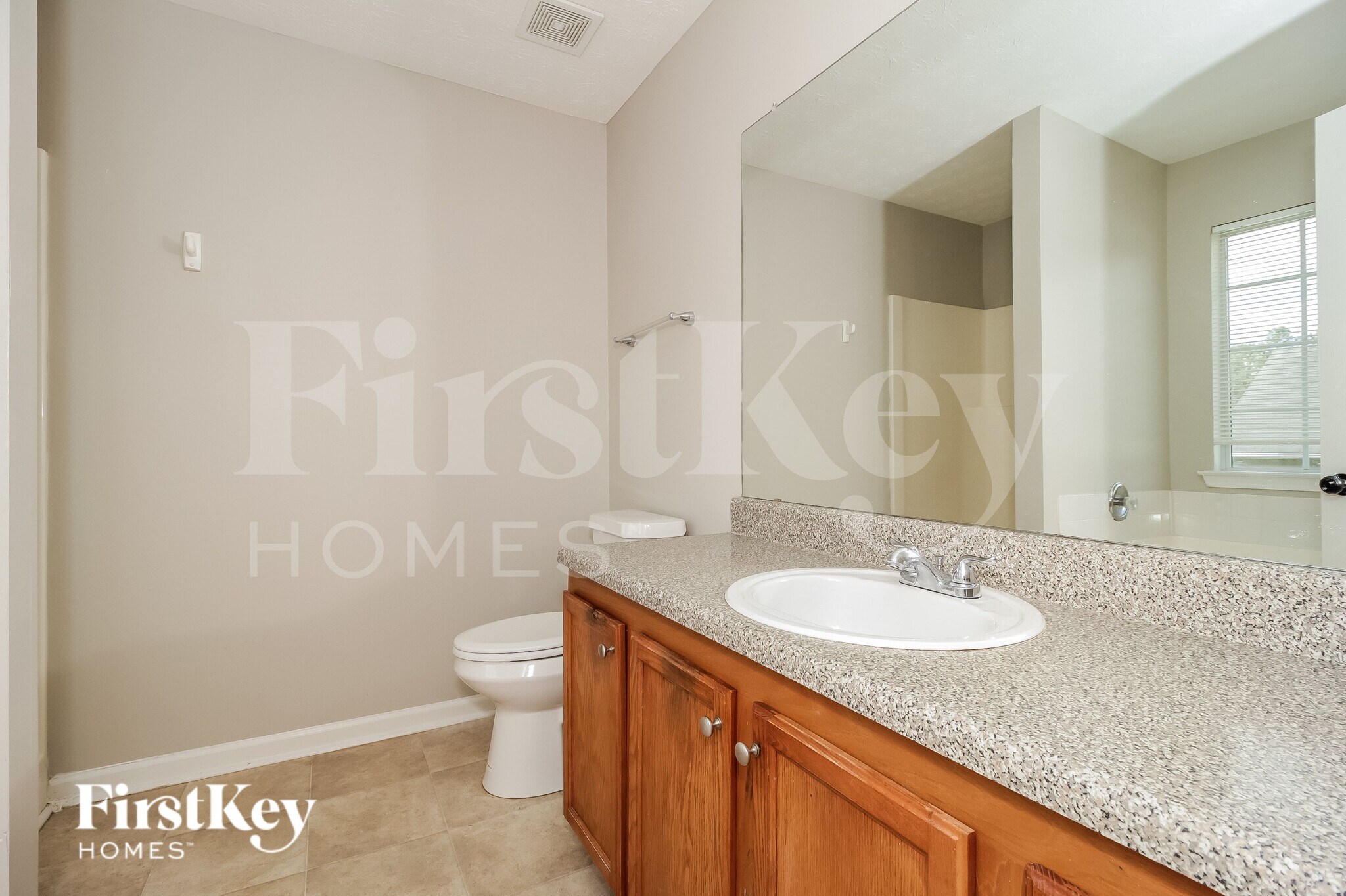 Building Photo - 1555 Keystone Dr