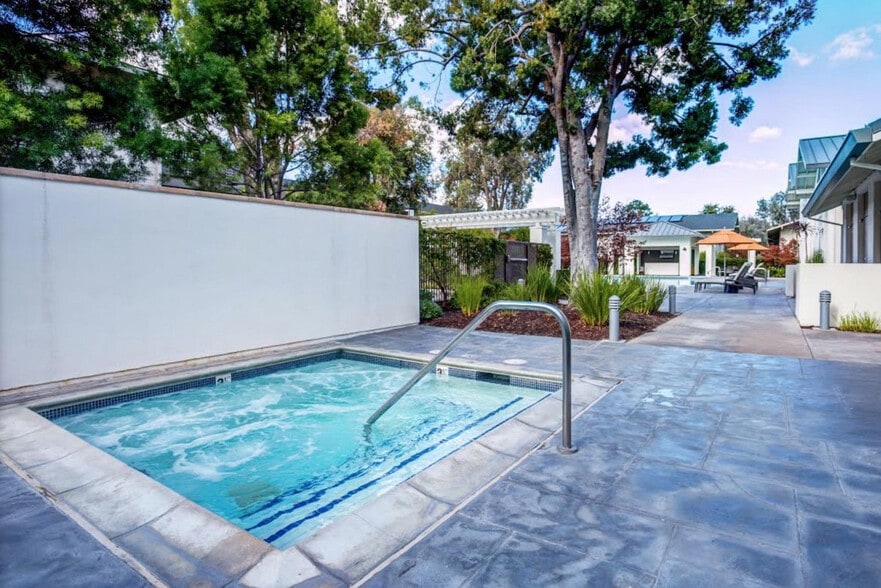 Building Photo - 20800 W Homestead Rd