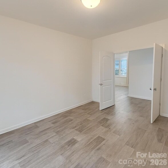 Building Photo - 574 Scotch Meadows Loop