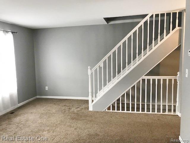 Building Photo - 37736 Charter Oaks Blvd