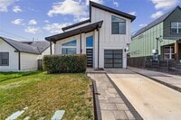 Building Photo - 409 Delmar Ave