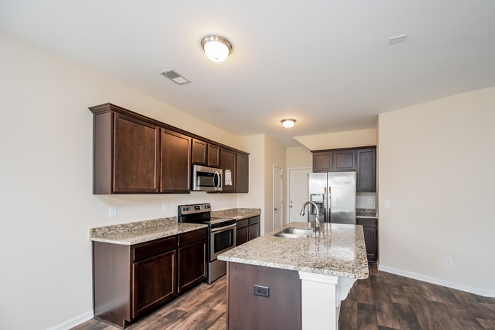 Building Photo - 390 Eagle Feather Loop