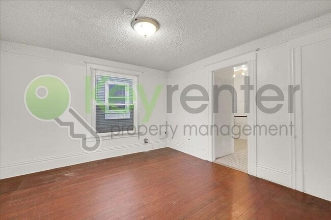 Building Photo - 1827 T St