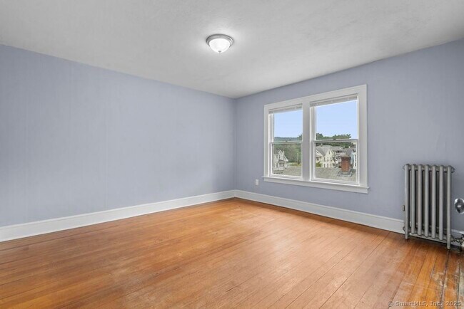 Building Photo - 52 Jacobs St