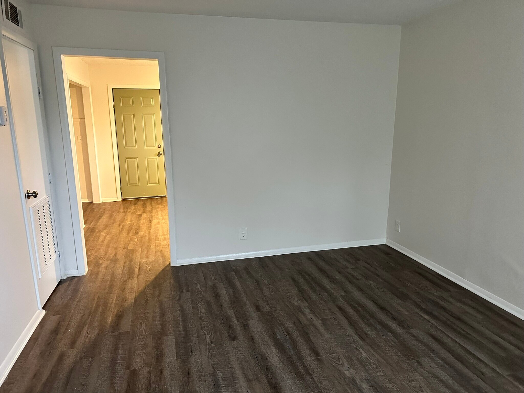 Living Room to Kitchen View - 3854 Edwards Ave