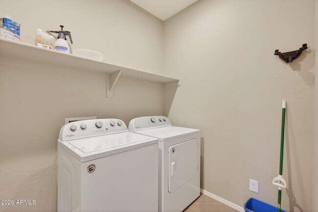 Building Photo - 22659 E Desert Spoon Dr