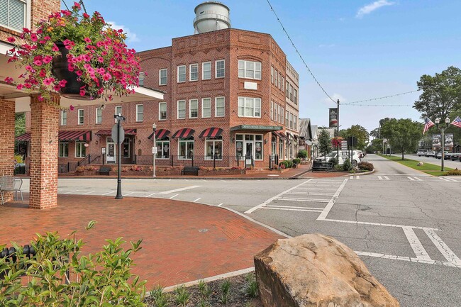 Building Photo - New Construction Rental WALKABLE to Downtown Senoia!