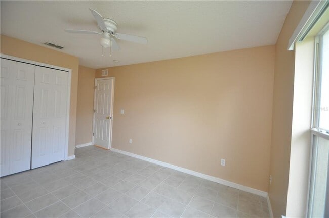 Building Photo - 69 Rose Dr