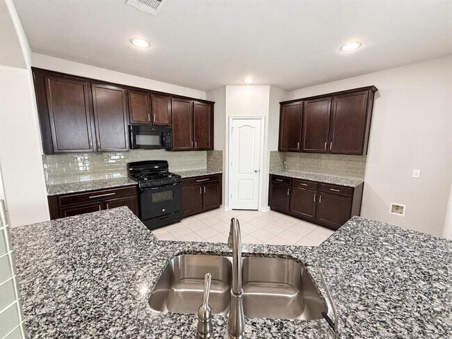 Building Photo - 6050 Malta Cir