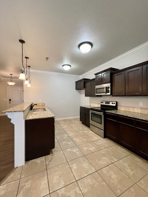 Building Photo - 1053 Tarah Knolls Cir