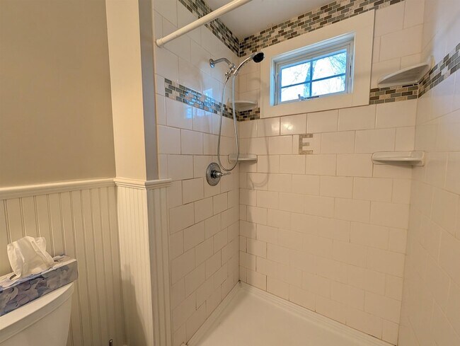 Building Photo - 119 Mill Rd