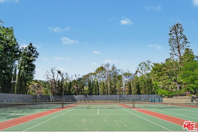 Building Photo - 2700 Cahuenga Blvd