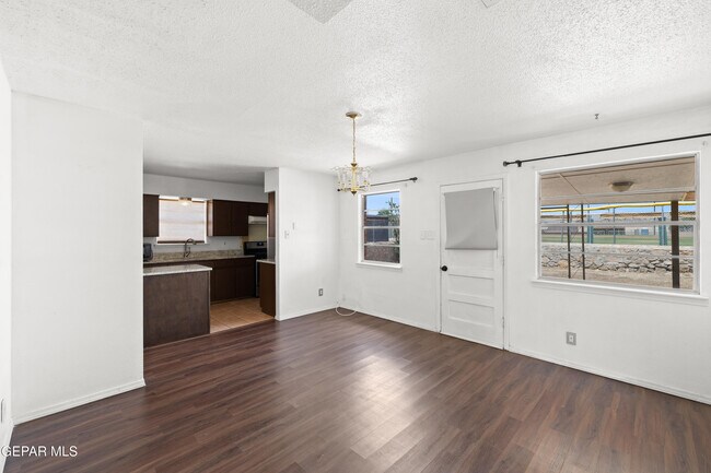 Building Photo - 5409 Edmonton Ave