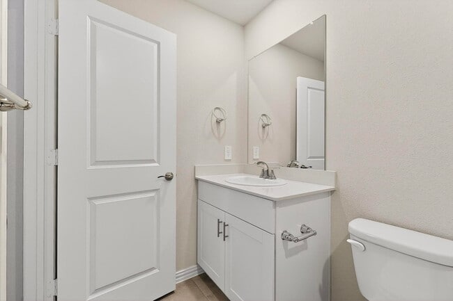 Building Photo - 504 Tidal Dr