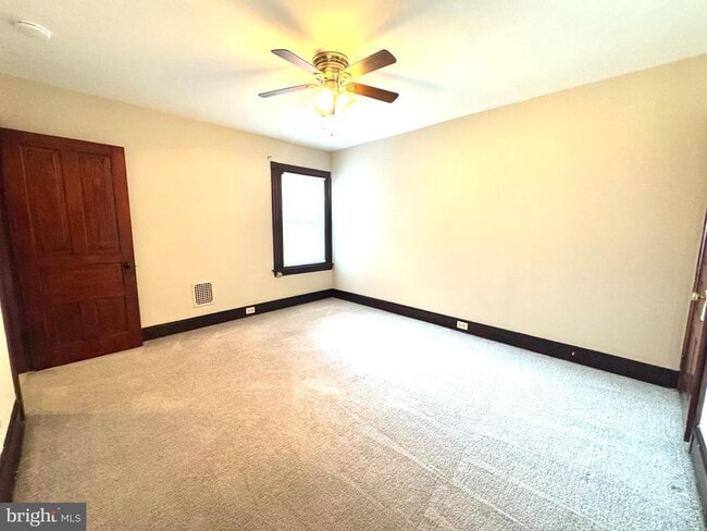 Building Photo - 425 Juniper St
