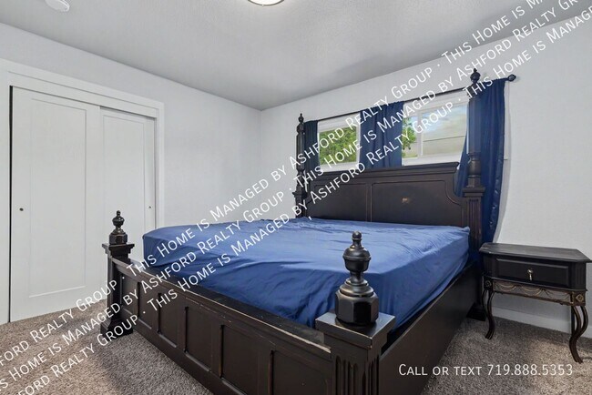 Building Photo - 152 Rose Dr