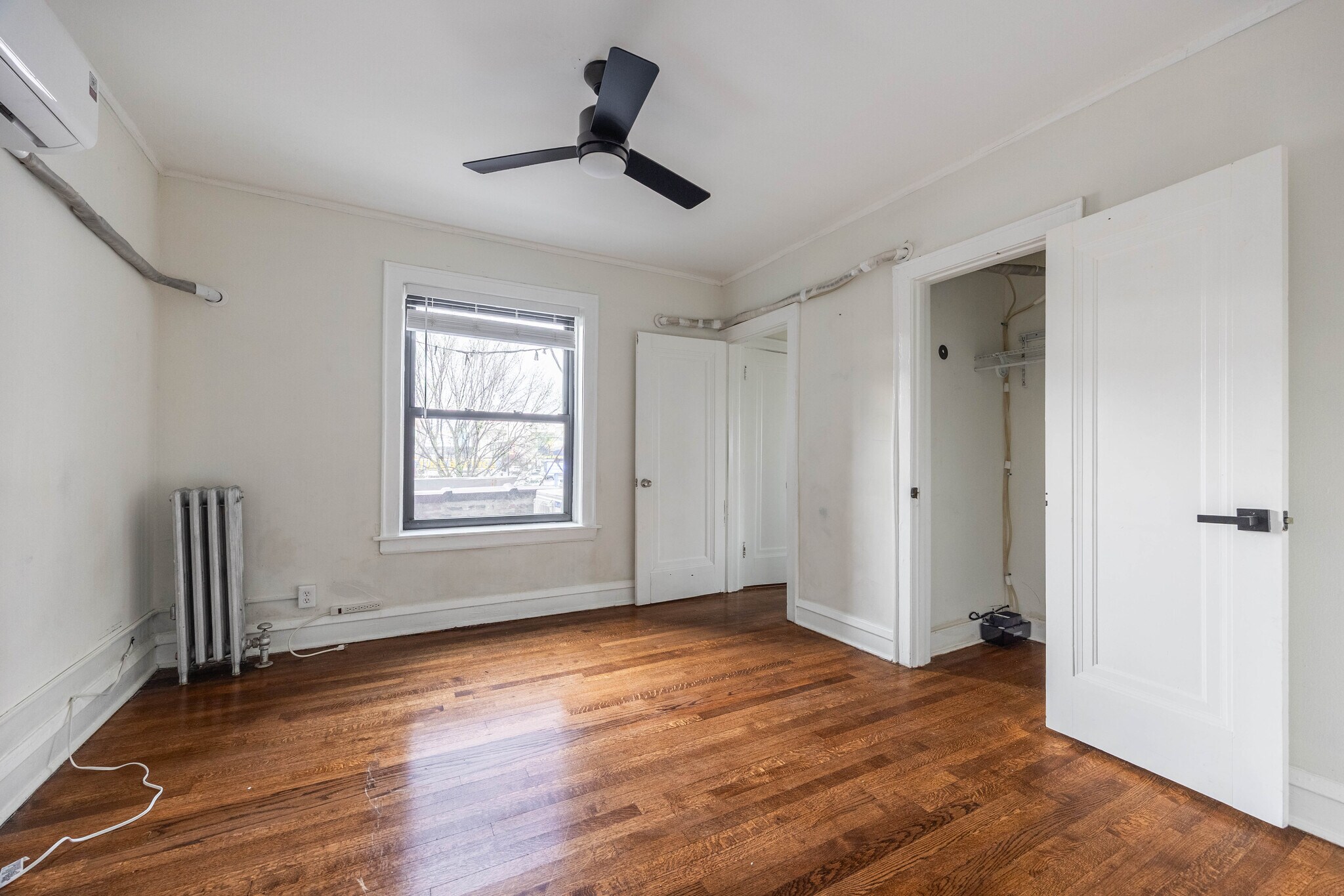 Building Photo - 5505 N Lincoln Ave